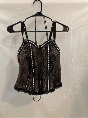 Black Lace Corset-Style Tank Top with Contrast Trim
